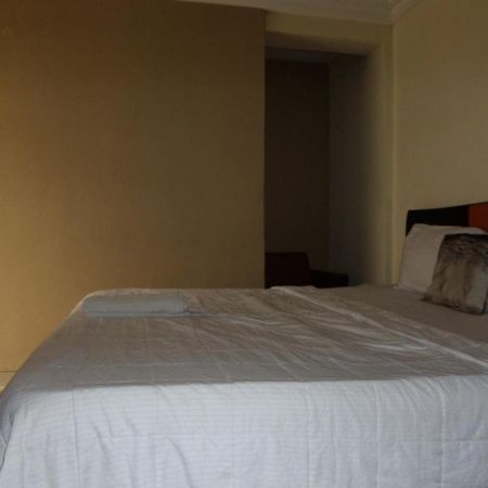 Ikeja Budget Hotel Buitenkant foto