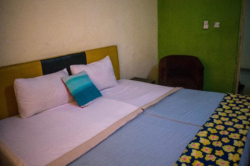 Ikeja Budget Hotel Buitenkant foto